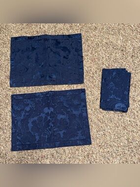Waterford Navy Jacquard Floral placemat and napkin royal blue